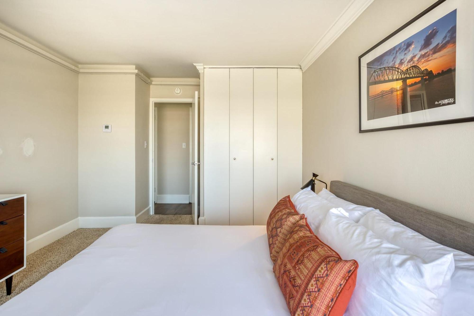 Cozysuites 800 Tower 2Br With Gym! 28 Louisville Exteriér fotografie